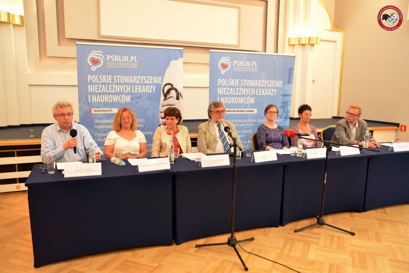 Konferencja Polskiego Stowarzyszenia Niezależnych Lekarzy i Naukowców.
